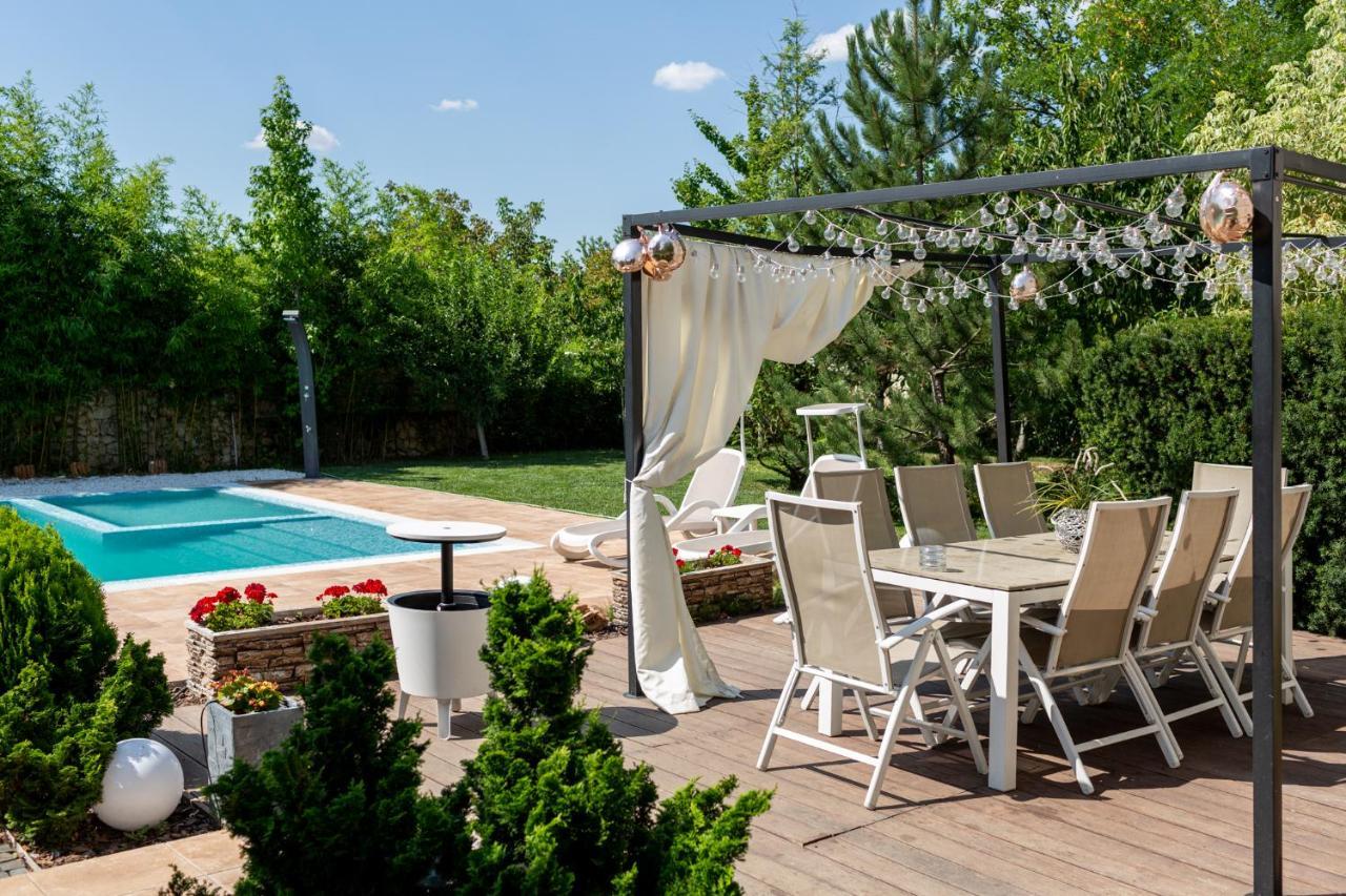 Giarmata Kubiq Residence מראה חיצוני תמונה