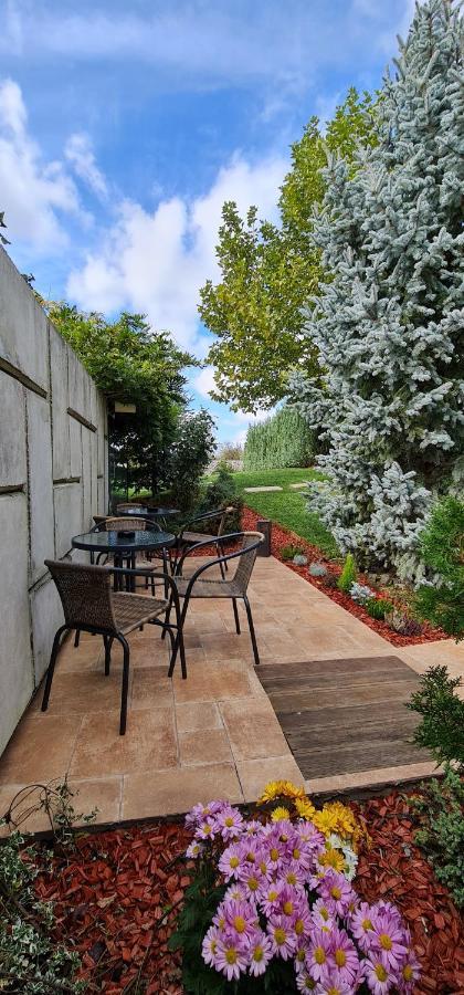Giarmata Kubiq Residence מראה חיצוני תמונה
